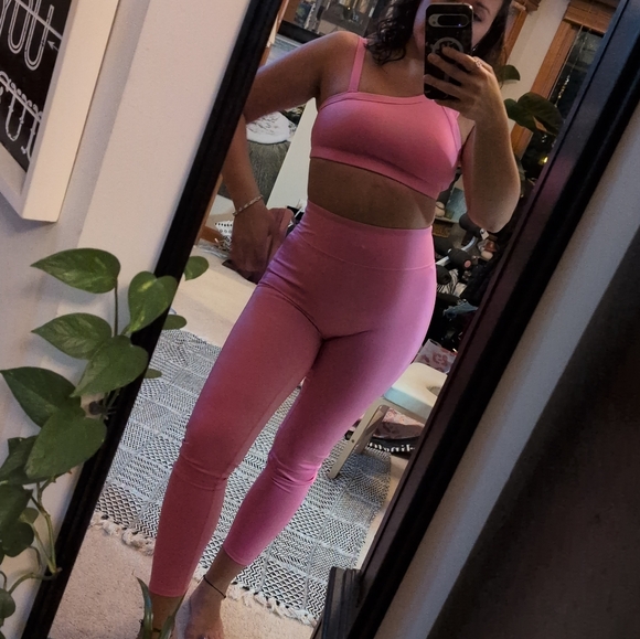 Fashion Nova Pink Set - Picture 6 of 14